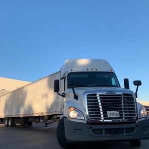 Meet your Posher, Adrian